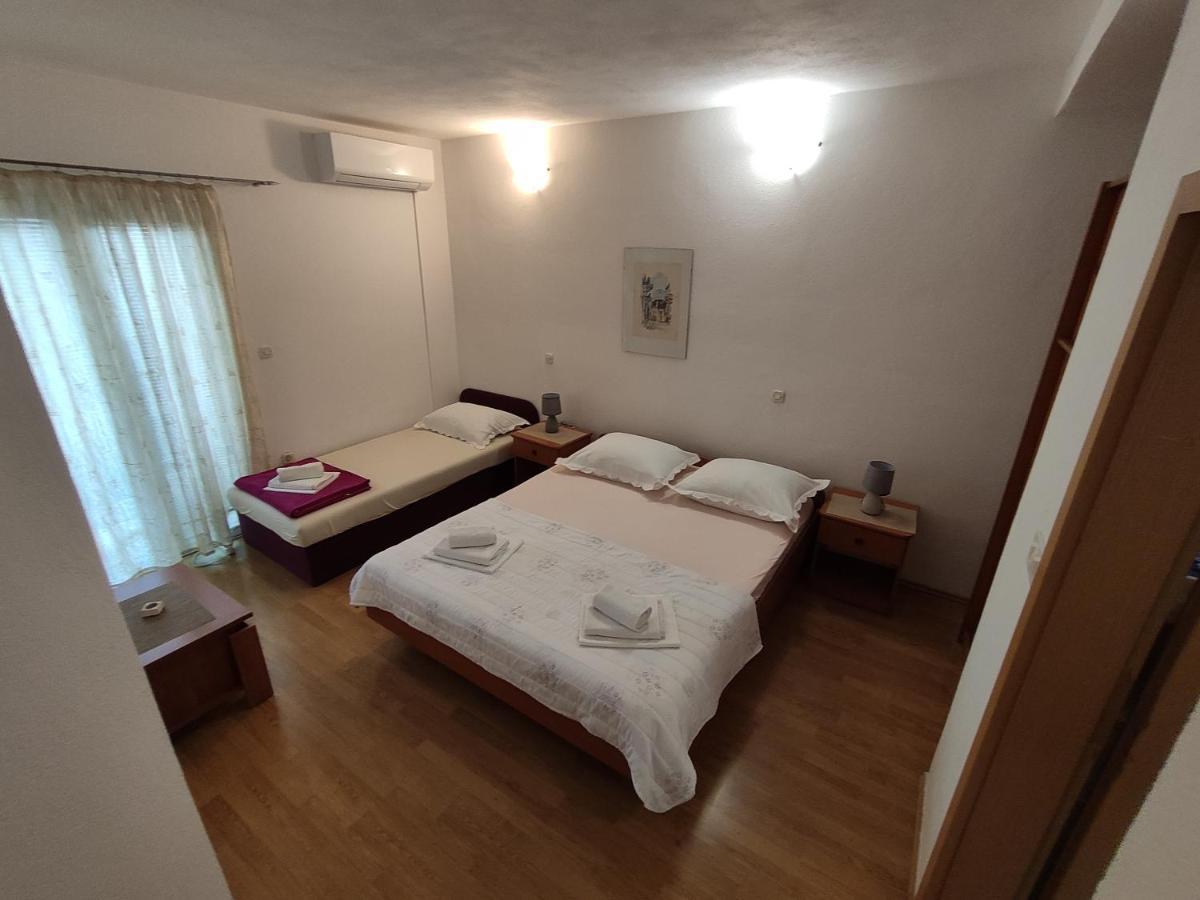 Apartments Jadranka Makarska Eksteriør bilde
