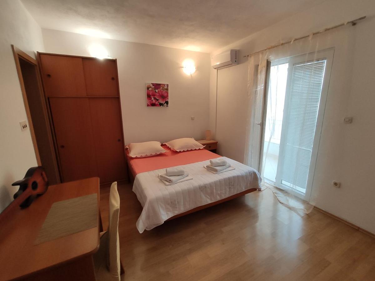 Apartments Jadranka Makarska Eksteriør bilde
